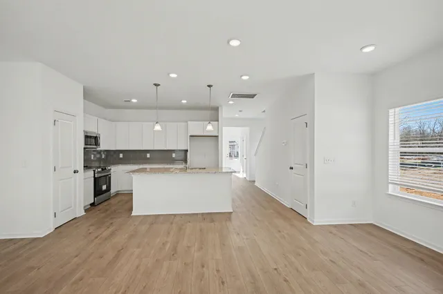 $314,990 | 128 Ironhorse Way, Dickson, TN 37055