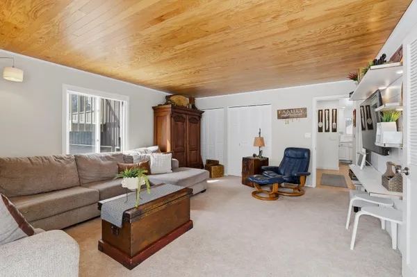 $579,900 | W3907 Silica Road, Taycheedah, WI 54937