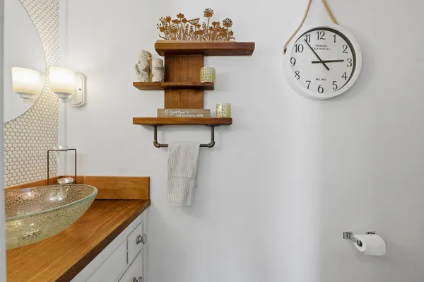 $579,900 | W3907 Silica Road, Taycheedah, WI 54937