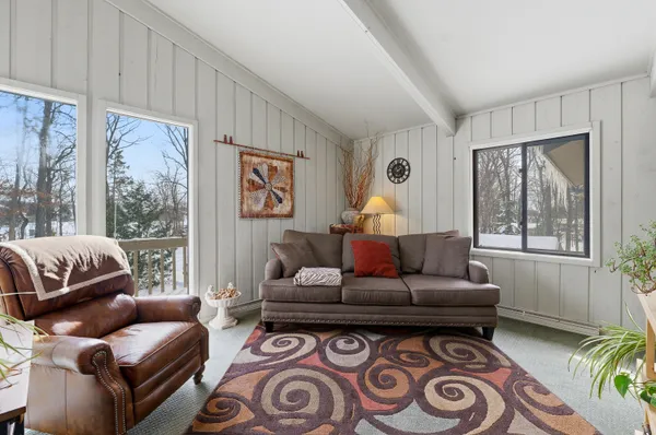 $579,900 | W3907 Silica Road, Taycheedah, WI 54937