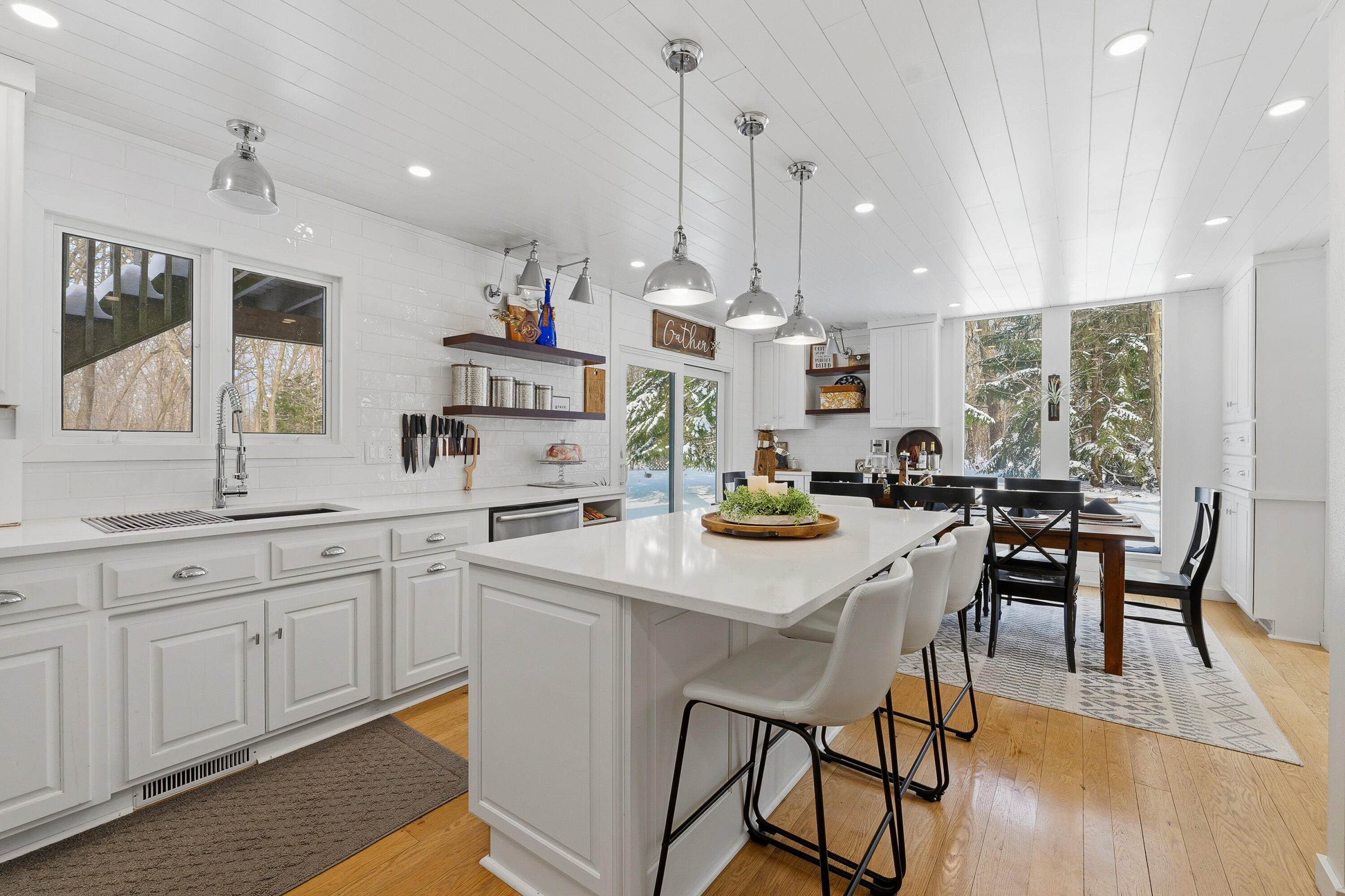 W3907 Silica Road Taycheedah, WI 54937 - Photo 3 of 58 P1581963