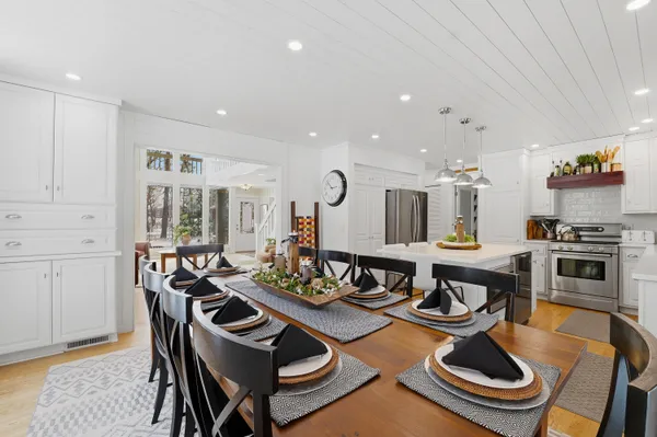 $579,900 | W3907 Silica Road, Taycheedah, WI 54937