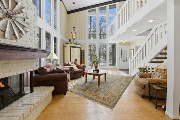 $579,900 | W3907 Silica Road, Taycheedah, WI 54937