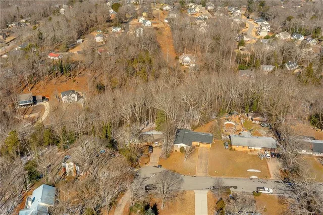 $300,000 | 841 Dixon Drive, Gainesville, GA 30501