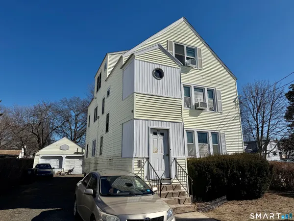 $659,000 | 384 Thompson Street, Stratford, CT 06615