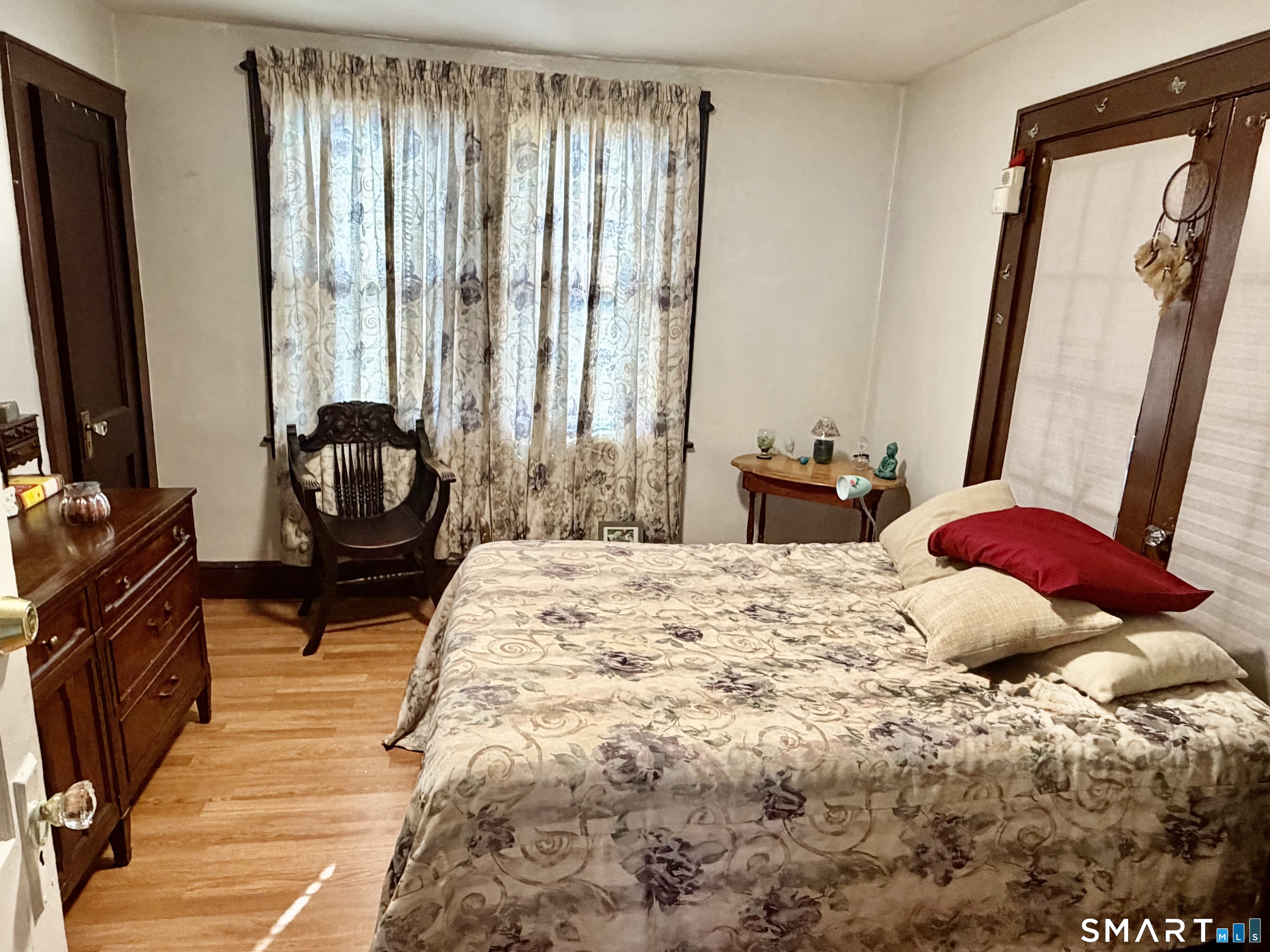 384 Thompson Street Stratford, CT 06615 - Photo 15 of 19