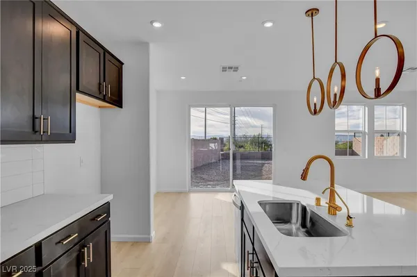 $569,990 | 321 Blossom Wind Street, Henderson, NV 89015