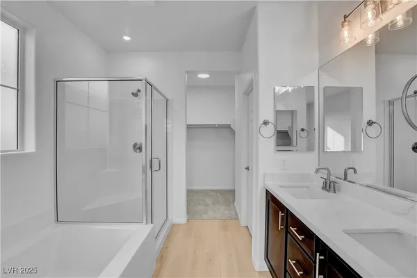 $569,990 | 321 Blossom Wind Street, Henderson, NV 89015