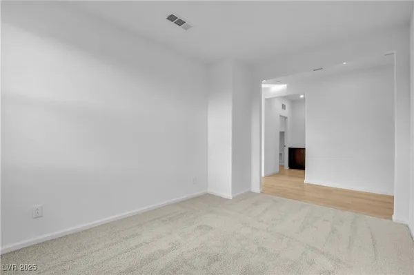 $569,990 | 321 Blossom Wind Street, Henderson, NV 89015