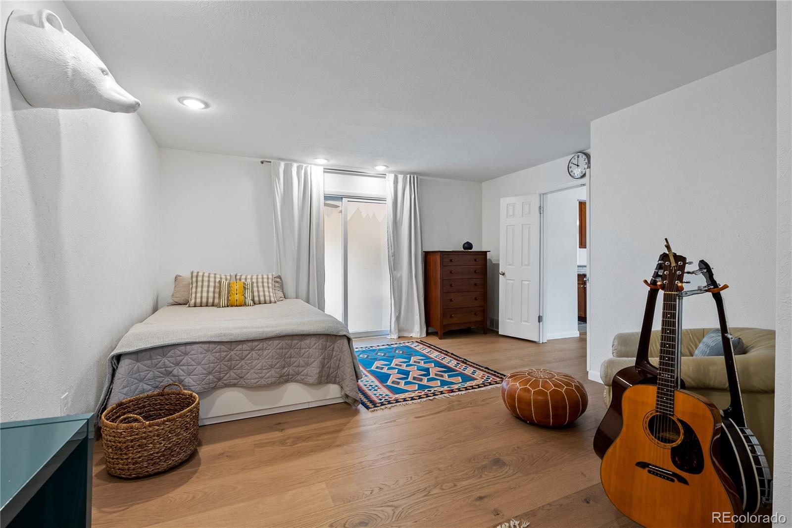 3385 Braun Road Golden, CO 80401 - Photo 25 of 40 a room with a bed and a car