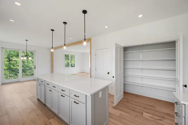 $799,500 | 99 Tractor Road, Hinesburg, VT 05461