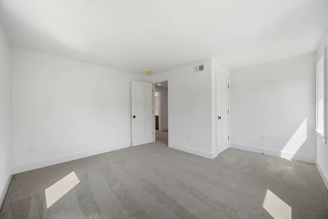 $799,500 | 99 Tractor Road, Hinesburg, VT 05461