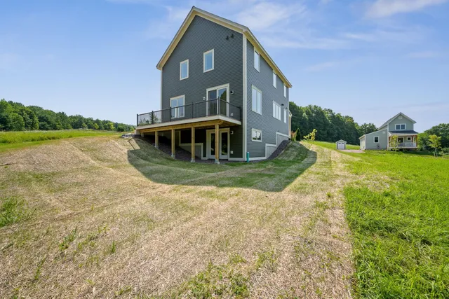 $799,500 | 99 Tractor Road, Hinesburg, VT 05461