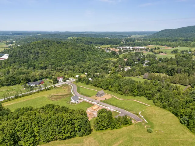 $799,500 | 99 Tractor Road, Hinesburg, VT 05461