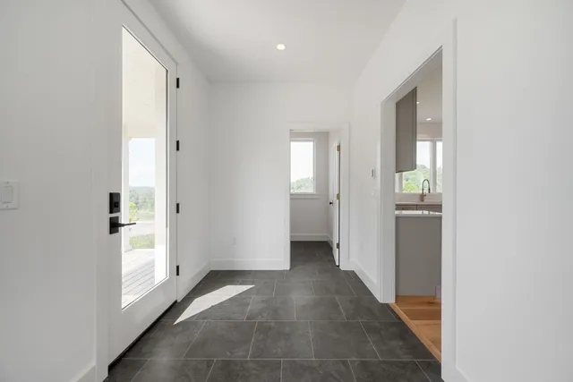 $799,500 | 99 Tractor Road, Hinesburg, VT 05461