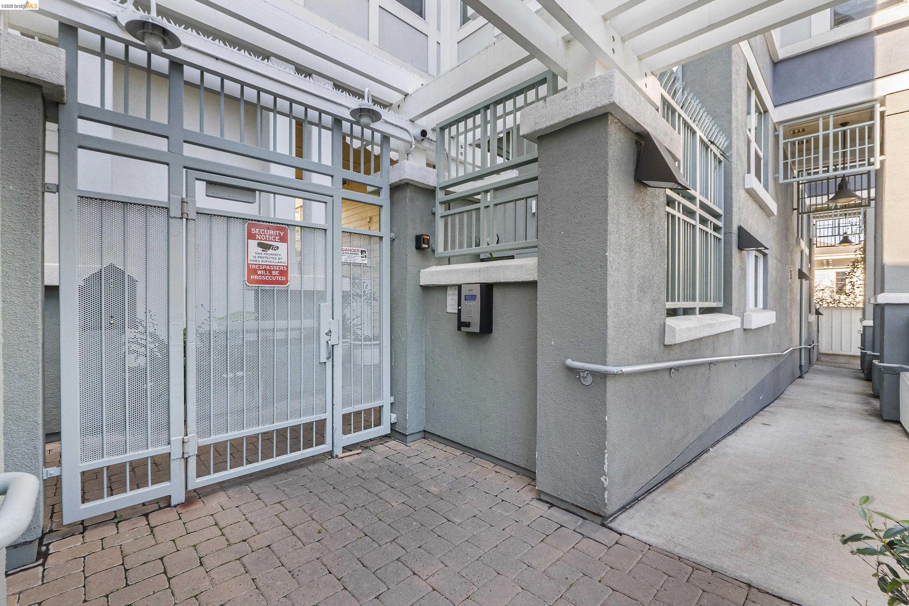 655 12th Street, Unit 205 Oakland, CA 94607 - Photo 27 of 33