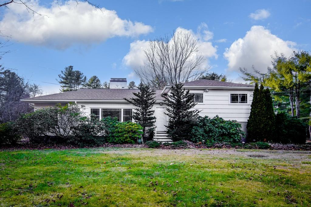 1 Wakeland Road Dover, MA 02030 - Photo 1 of 20 Gallery Image 1