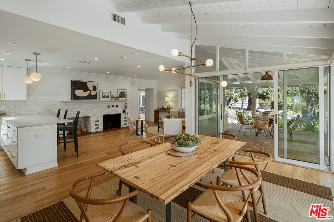 1955 Windover Road Pasadena, CA 91107 - Photo 25 of 62