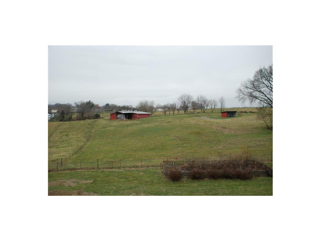 365 Flourville Road Gray, TN 37615 - Photo 12 of 15 Garden area and backyard