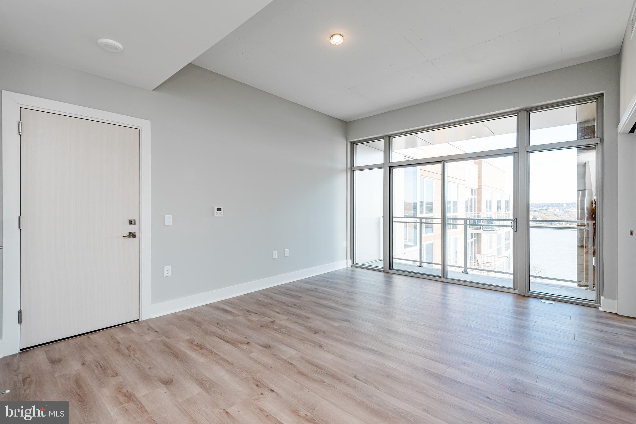88 V Street Southwest, Unit 804 Washington, DC 20024 - Photo 21 of 51
