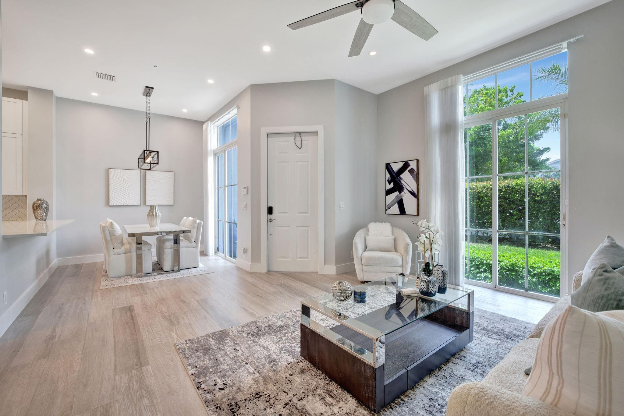 2870 Marina Circle Lighthouse Point, FL 33064 - Photo 6 of 37 Floor to ceiling impact windows