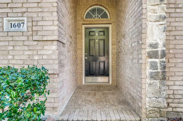 $2,650 | 1607 Monte Carlo Drive, Mansfield, TX 76063