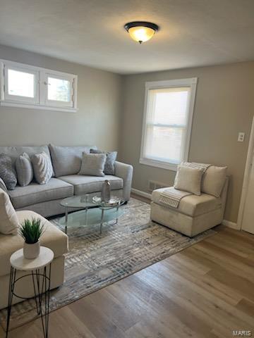3668 Weber Road St. Louis, MO 63125 - Photo 4 of 18 Gallery Image 4