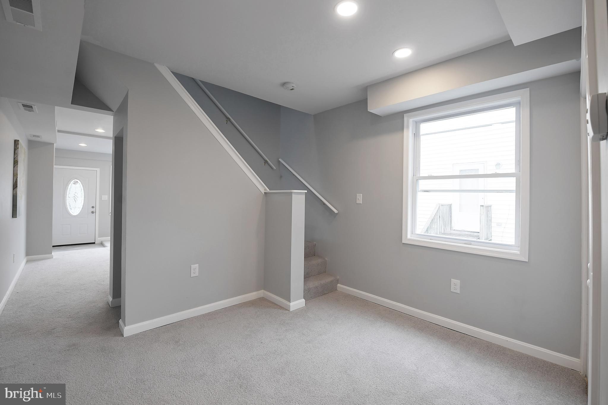 207 Sollers Point Road Baltimore, MD 21222 - Photo 6 of 22
