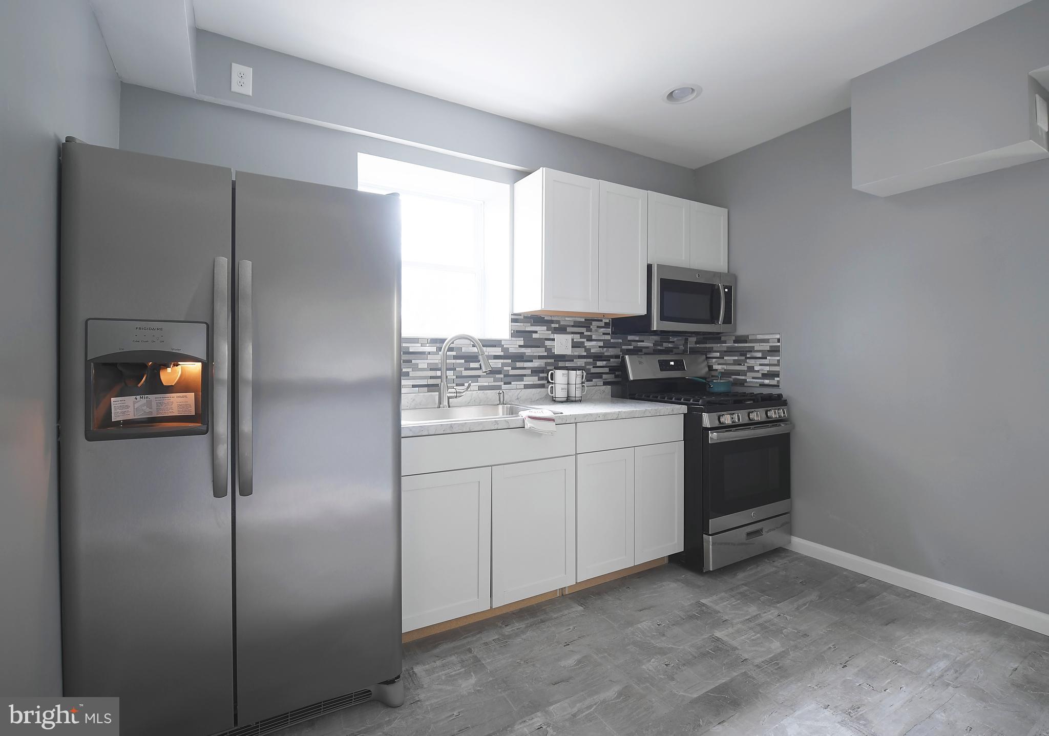 207 Sollers Point Road Baltimore, MD 21222 - Photo 9 of 22