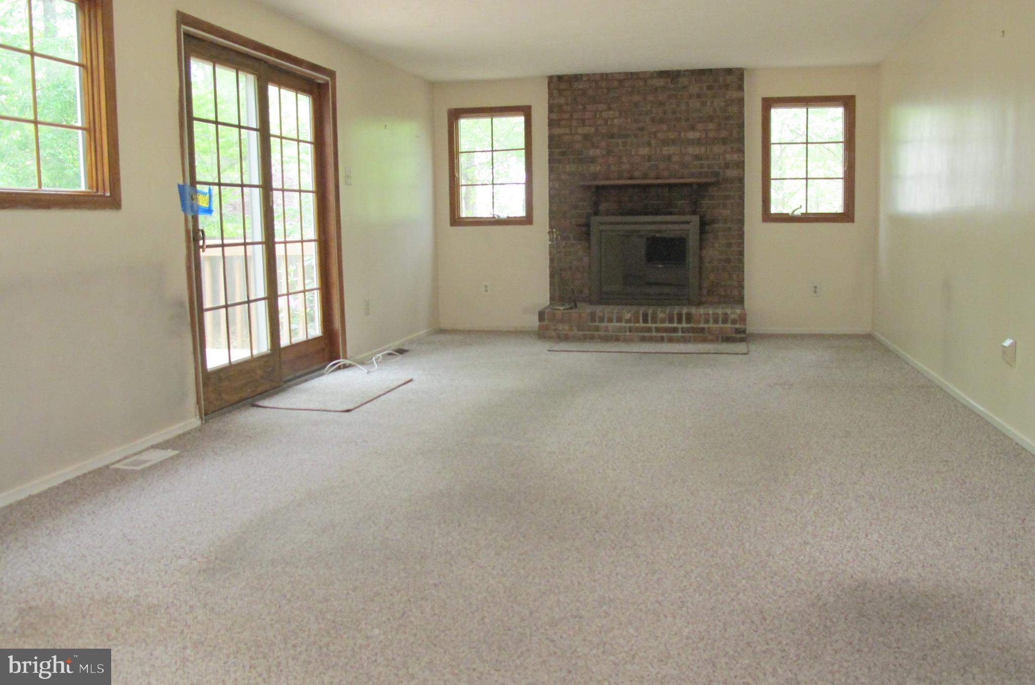 518 Fairview Road Medford, NJ 08055 - Photo 15 of 26 Family Room