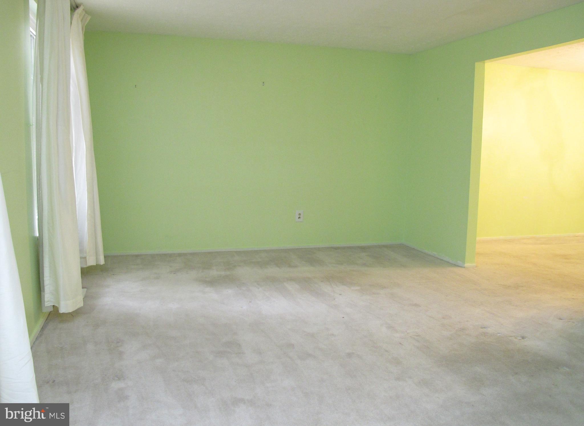 518 Fairview Road Medford, NJ 08055 - Photo 7 of 26 Living Room