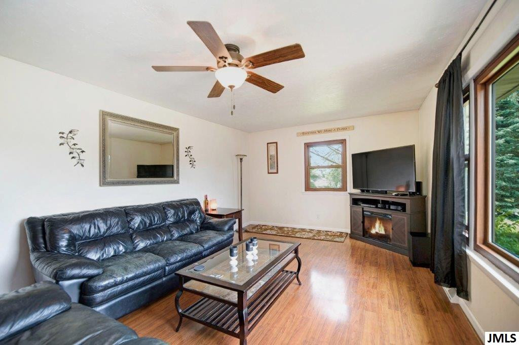 13189 Bunkerhill Road Munith, MI 49259 - Photo 5 of 28 Photo 5