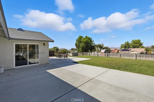 a view of a house with entertaining space