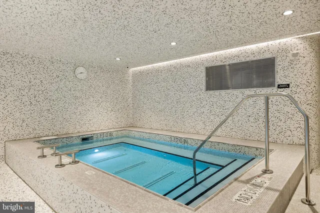 $1,000,000 | 601 Wharf Street Southwest, Unit 411, Washington, DC 20024