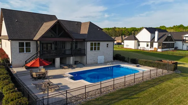 $1,100,000 | 138 Breckinridge Drive, Chickamauga, GA 30707