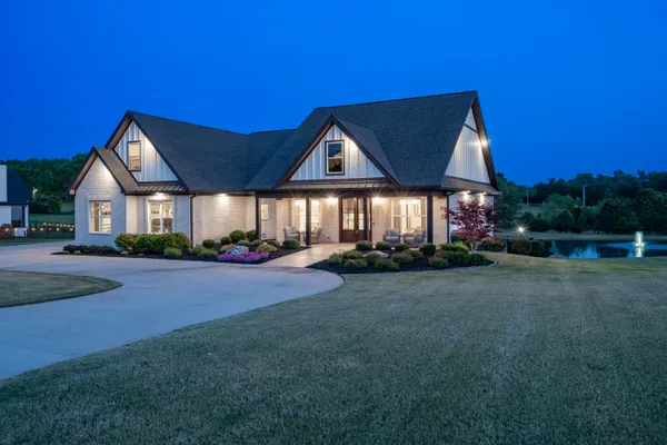 $1,100,000 | 138 Breckinridge Drive, Chickamauga, GA 30707