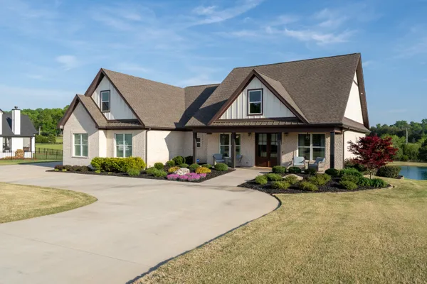 $1,100,000 | 138 Breckinridge Drive, Chickamauga, GA 30707
