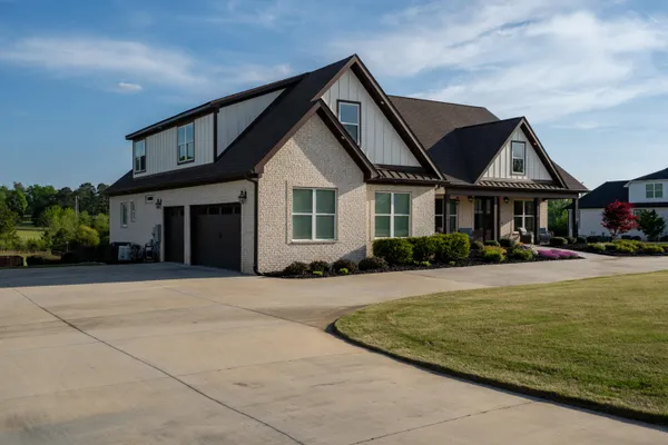 $1,100,000 | 138 Breckinridge Drive, Chickamauga, GA 30707