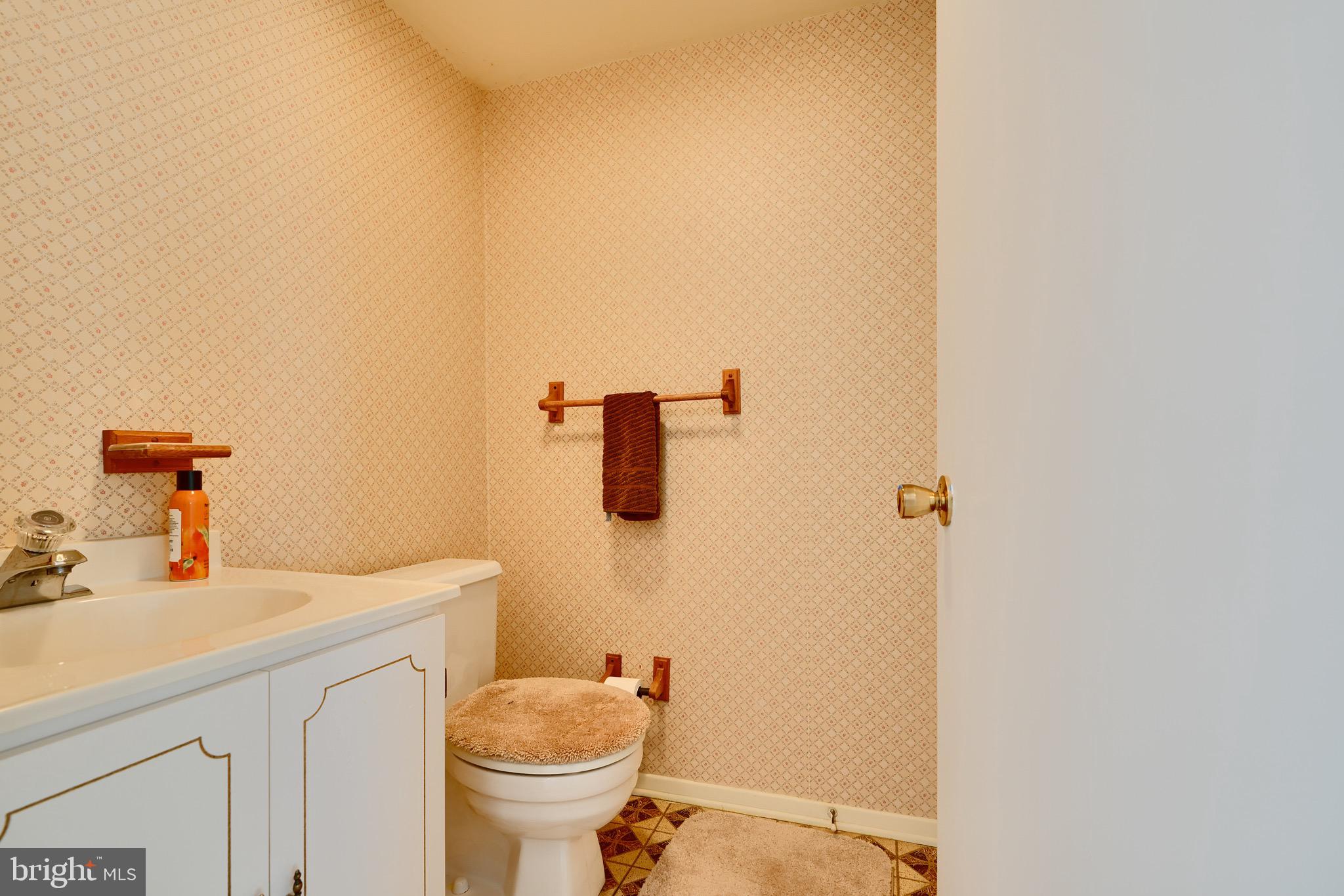 2609 Pearwood Road Baltimore, MD 21234 - Photo 15 of 25 Half Bath Main Level