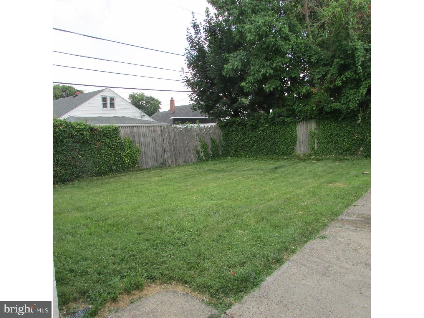 9223 Exeter Road Philadelphia, PA 19114 - Photo 16 of 19 Back Yard