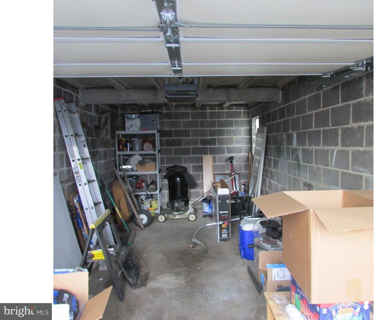 9223 Exeter Road Philadelphia, PA 19114 - Photo 19 of 19 Garage