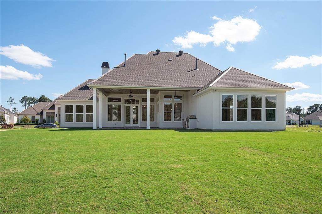 213 Rue Chantilly Covington, LA 70433 - Photo 3 of 22 Gallery Image 3