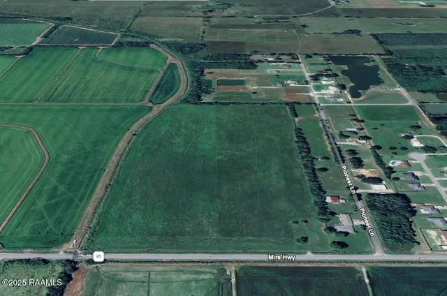 $525,000 | 3400 Block Mire Highway, Rayne, LA 70578