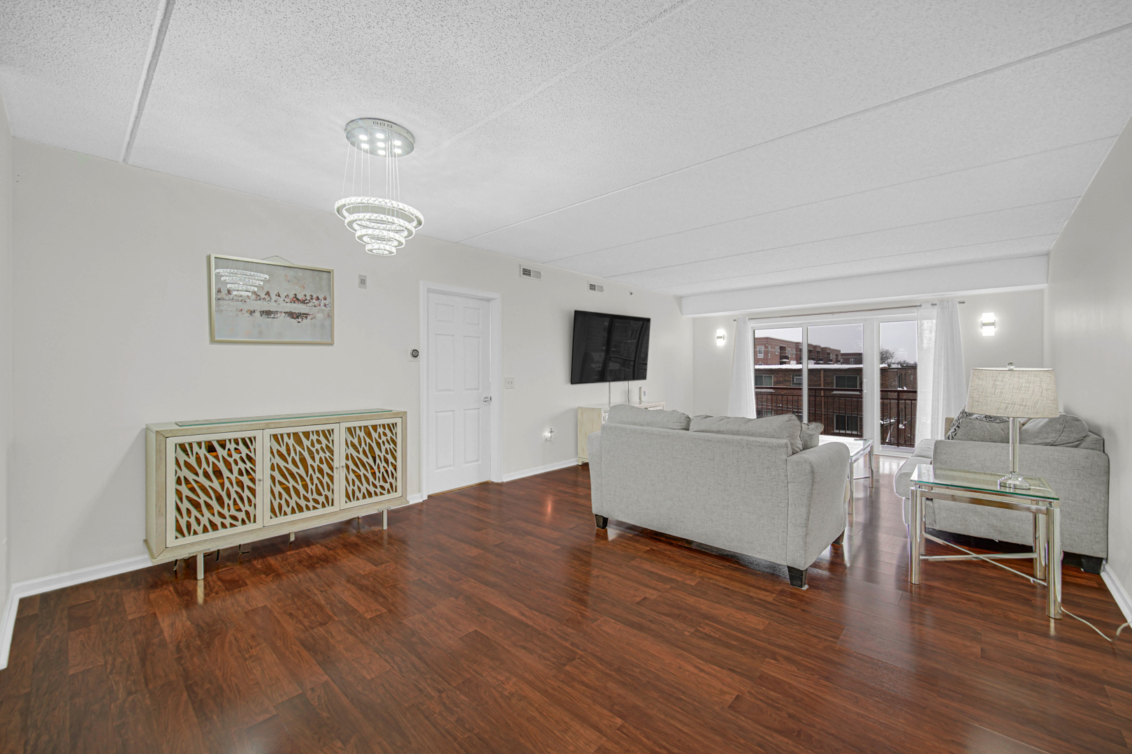 476 Alles Street, Unit 406 Des Plaines, IL 60016 - Photo 12 of 25 a view of kitchen with furniture wooden floor and window