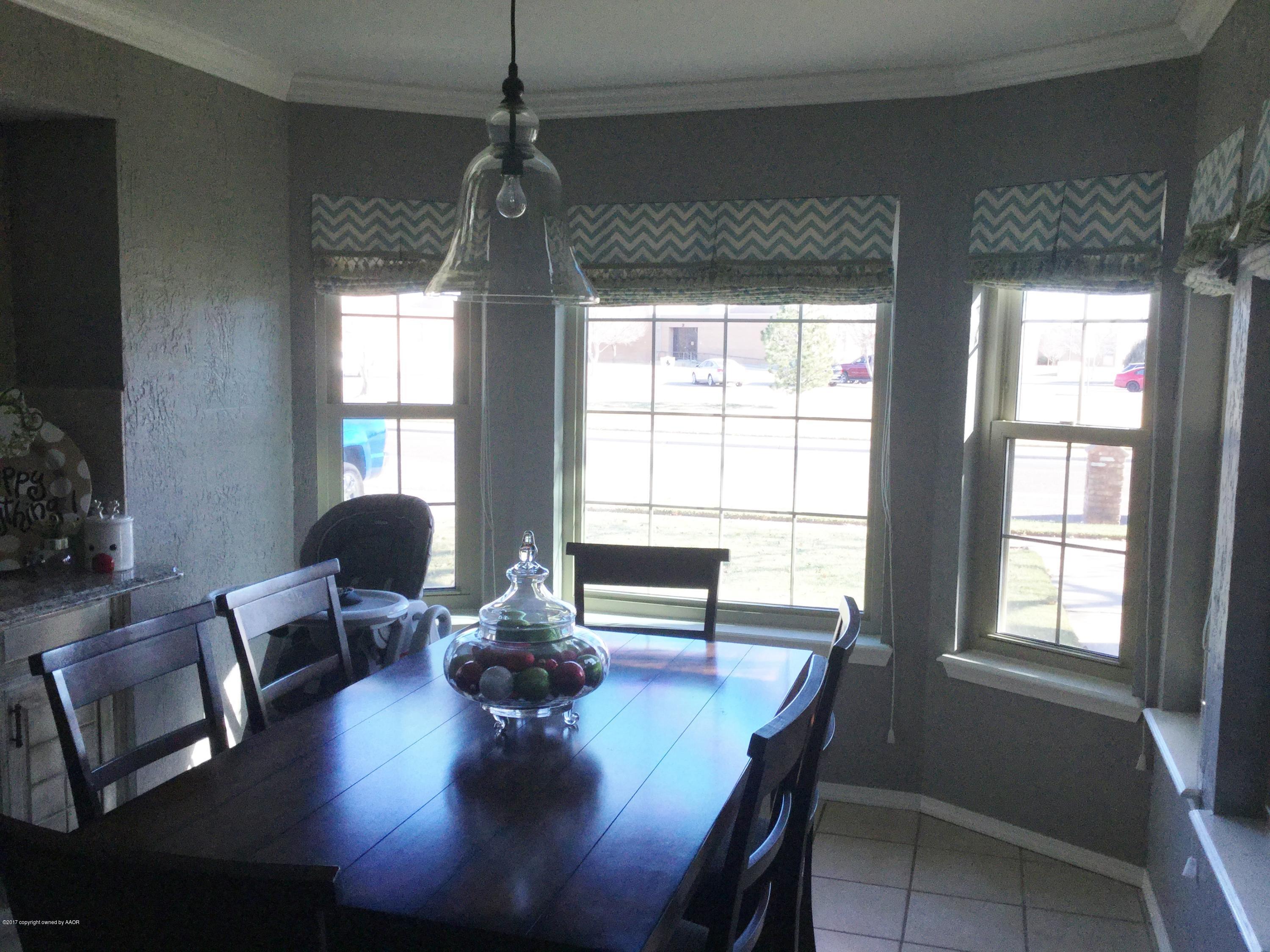 6404 Hurst Street Amarillo, TX 79109 - Photo 7 of 14 Dinning Room