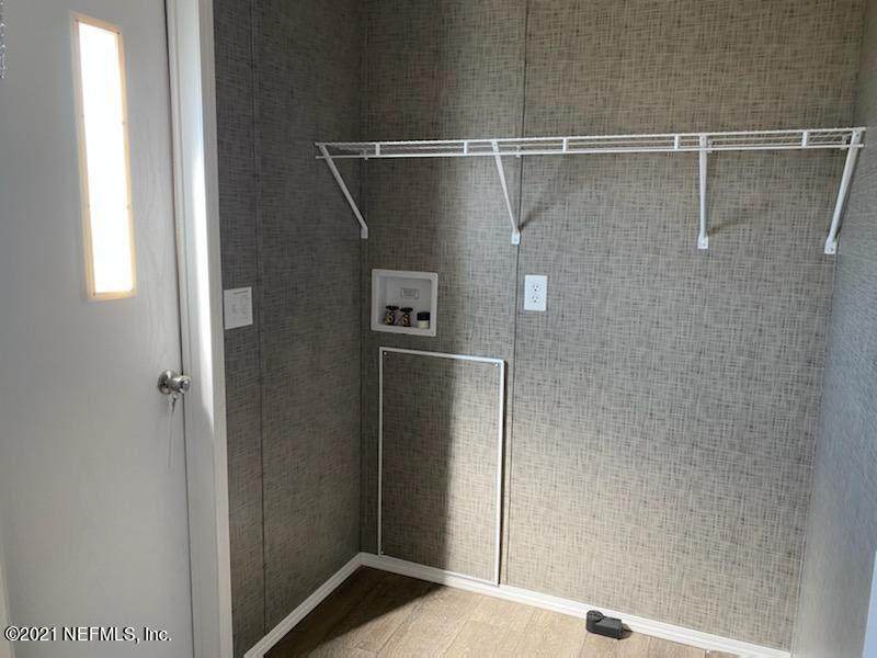 85217 Wilson Neck Road Yulee, FL 32097 - Photo 8 of 13 laundry area