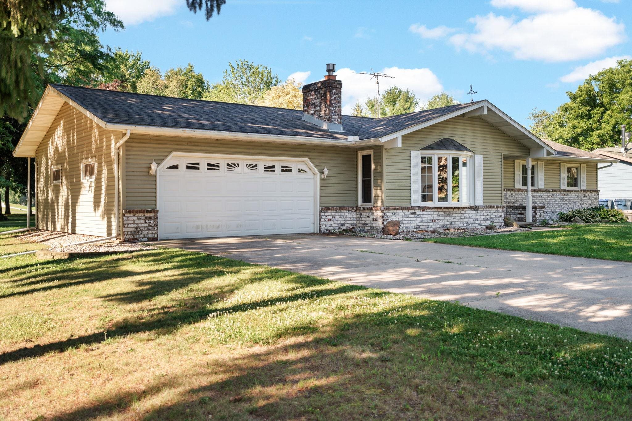W8777 Eagle Road Beaver Dam, WI 53916 - Photo 32 of 39