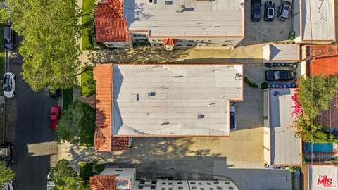 $2,225,000 | 320 North Sycamore Avenue, Los Angeles, CA 90036