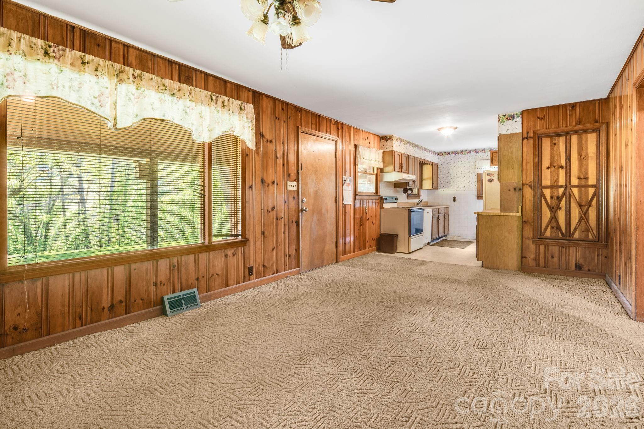 435 Upper Glady Fork Road Candler, NC 28715 - Photo 15 of 48