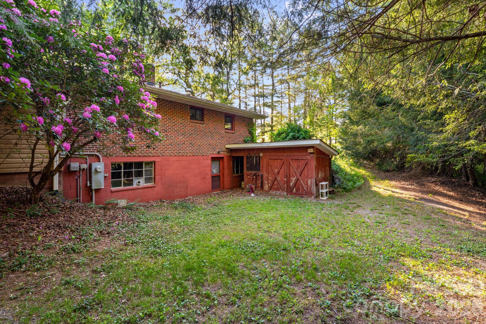 435 Upper Glady Fork Road Candler, NC 28715 - Photo 24 of 48
